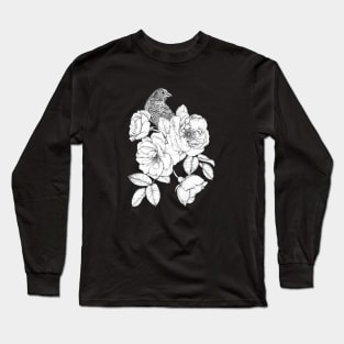 A bird among White Roses Long Sleeve T-Shirt